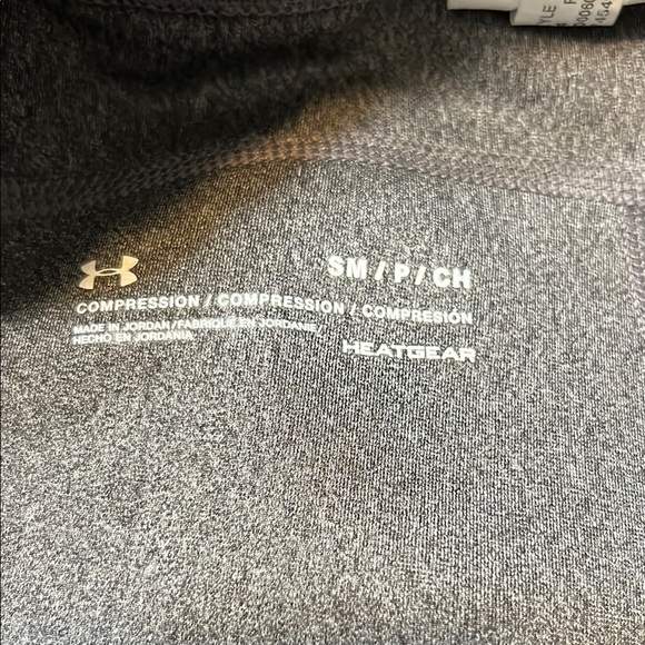 Under Armour Gray and Green Athletic Leggings - Picture 5 of 6